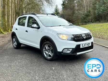 DACIA SANDERO STEPWAY 0.9 Stepway Laureate TCe 90